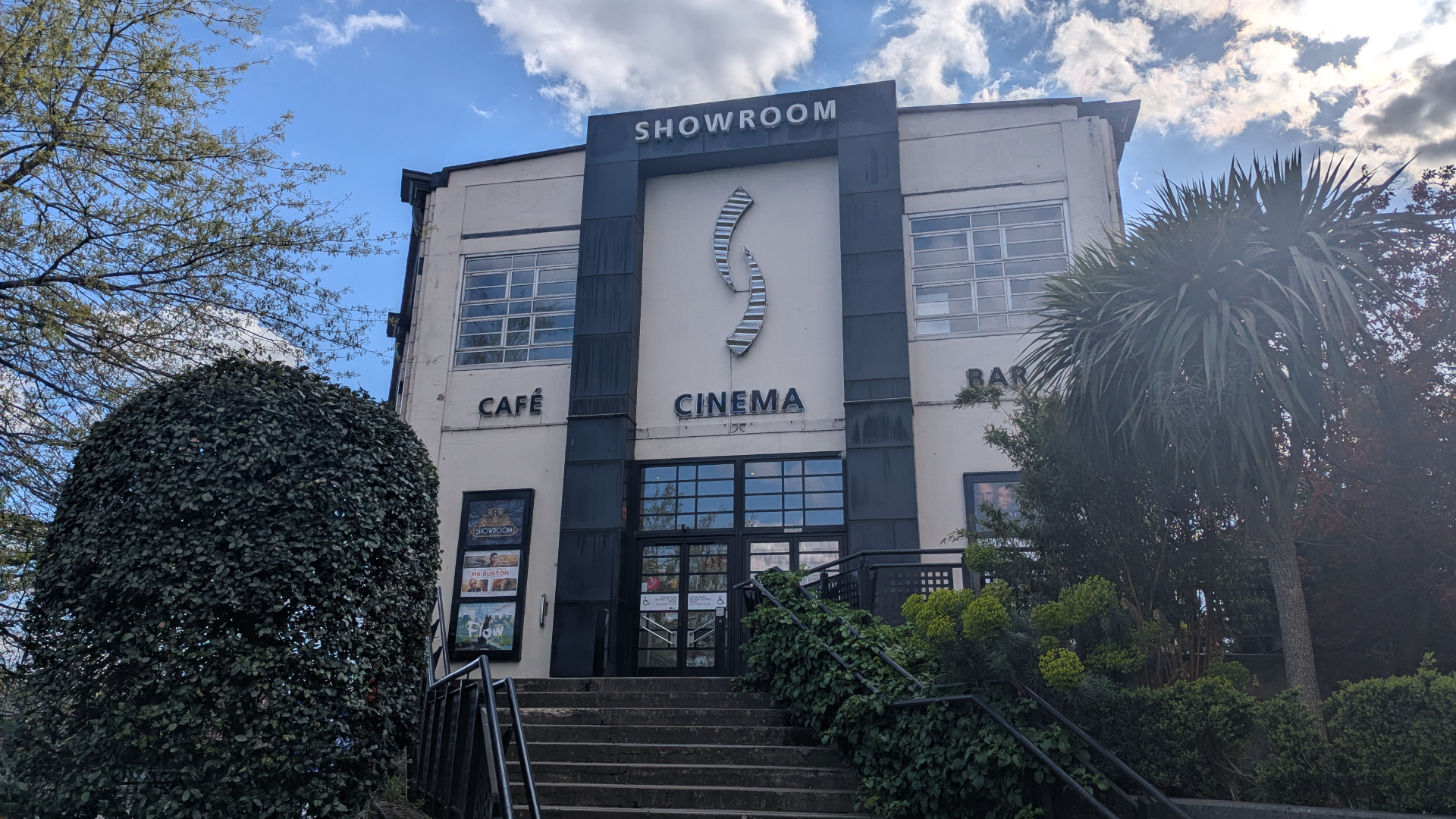 Showroom Cinema